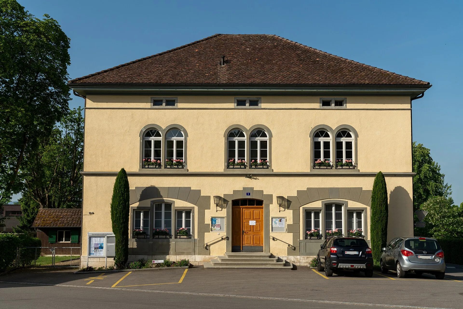 Gemeindehaus Benken, spätklassizistischer Bau von 1869